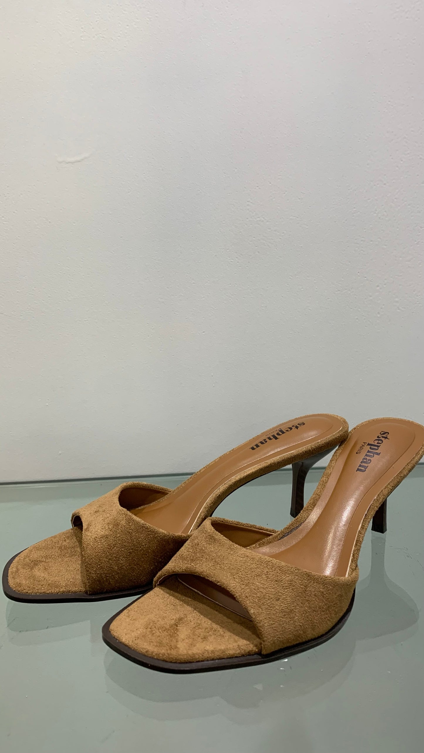 Décolleté camoscio cammello