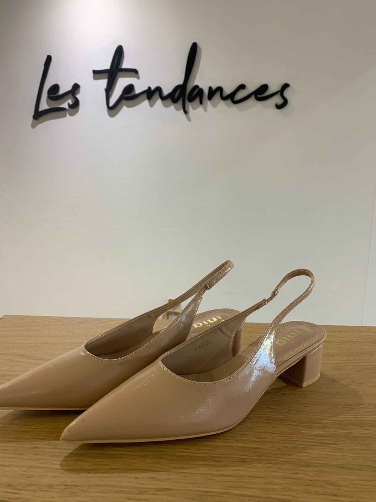 Décolleté tacco quadrato