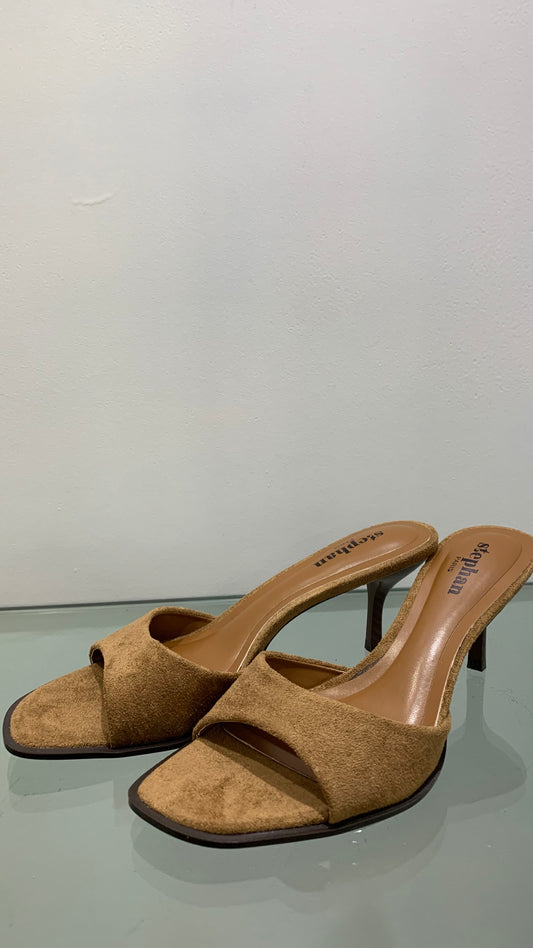 Décolleté camoscio cammello